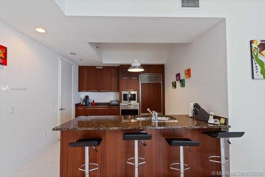 Small Image of 15901 Collins Ave, Sunny Isles Beach, FL 33160, USA Number 7