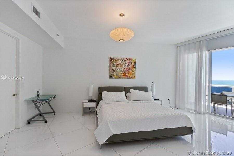 Small Image of 15901 Collins Ave, Sunny Isles Beach, FL 33160, USA Number 9