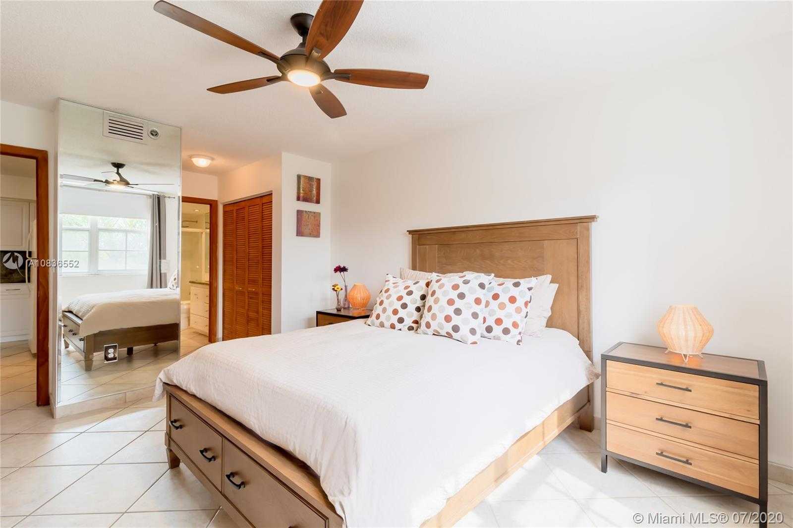 Small Image of 19999 EAST COUNTRY CLUB DR #1403, Aventura Number 5