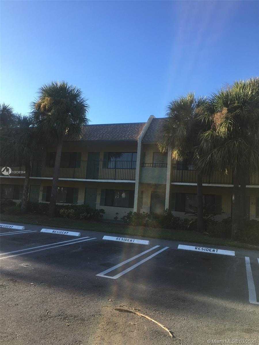 Small Image of 1534 WEST MEADOWS CIR W #1534, Boynton Beach Number 2