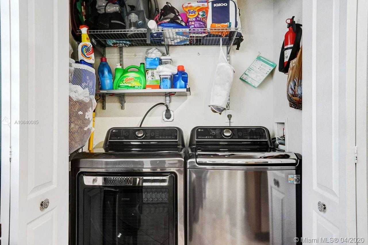 Imagen de Pequeño Objeto