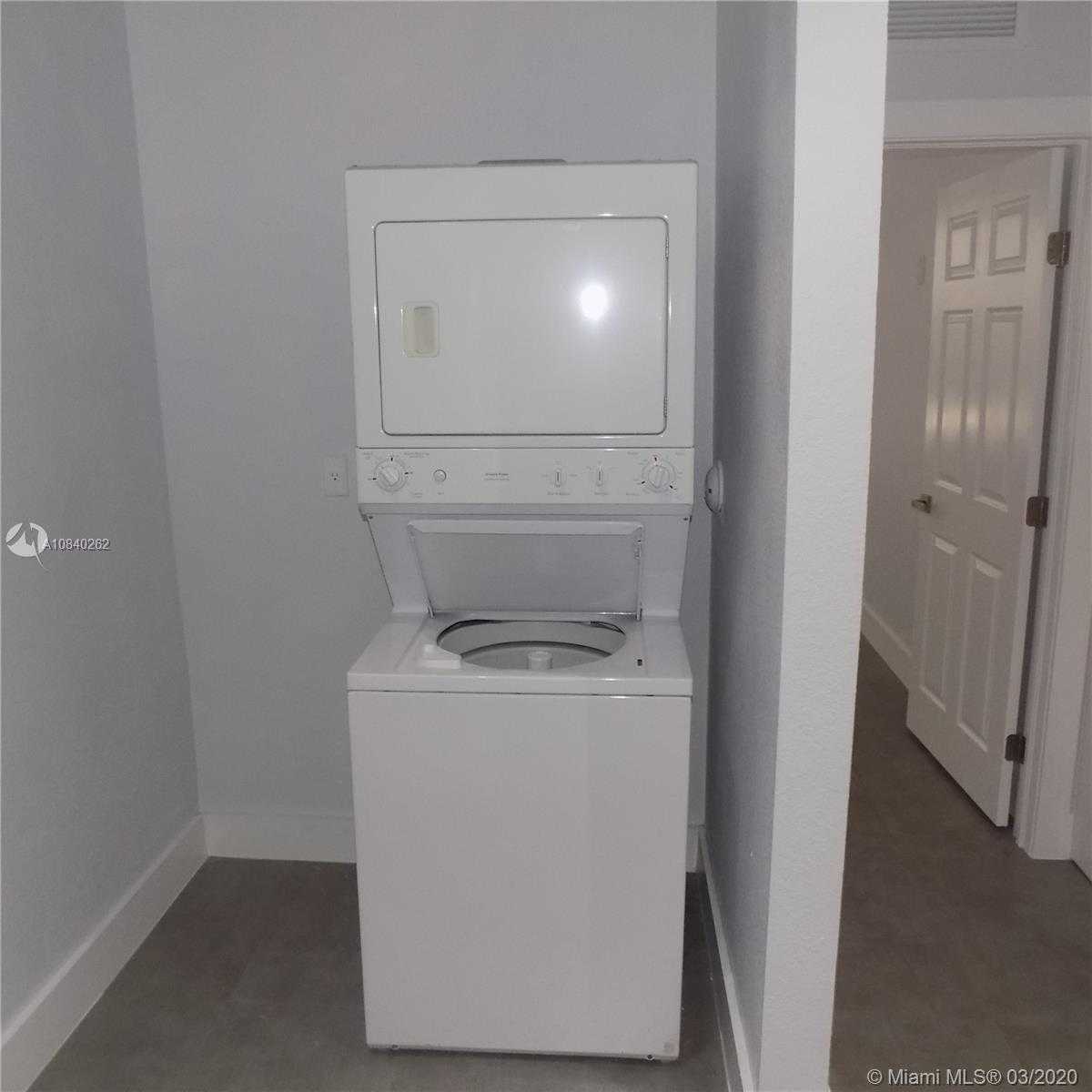 Small Object Image
