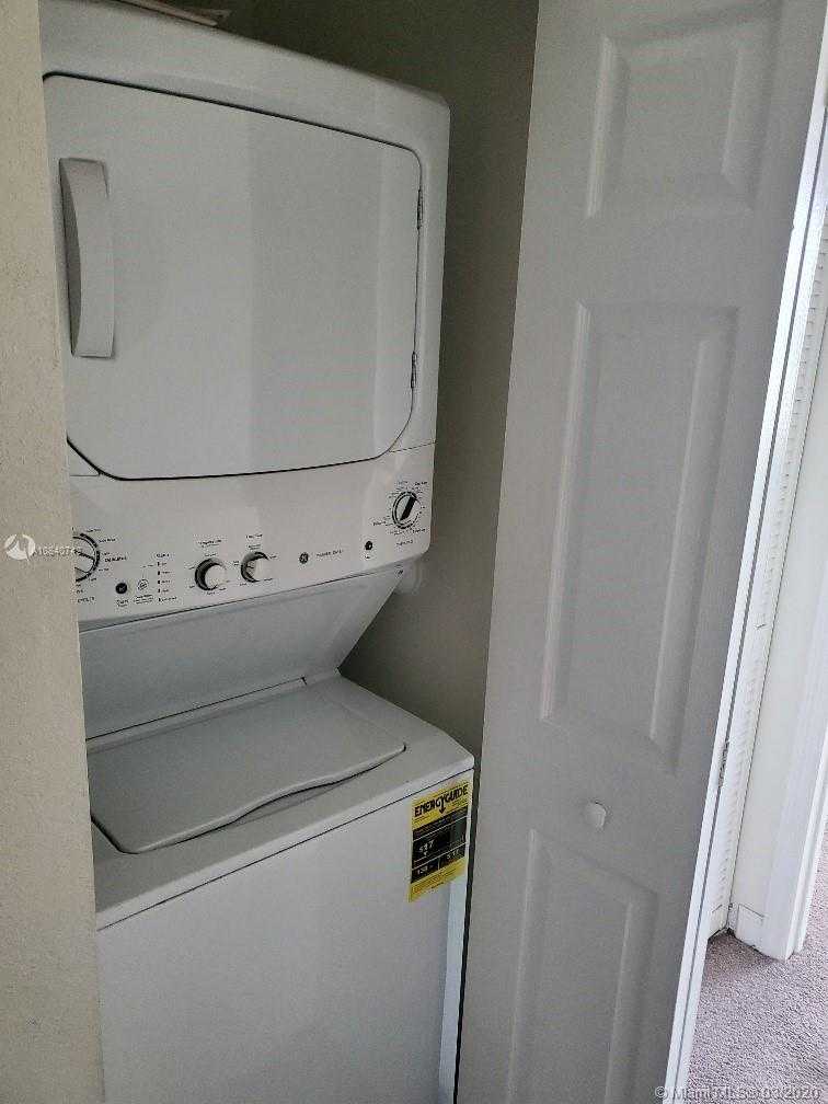 Small Object Image