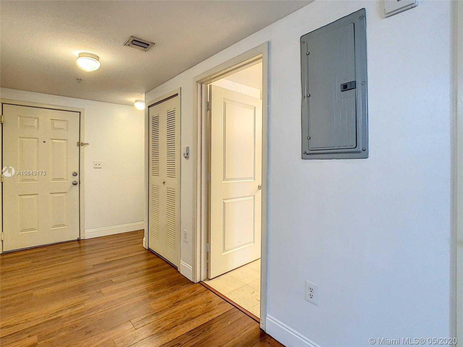 Small Image of 170 SOUTH EAST 14TH ST #1501, Miami Number 9