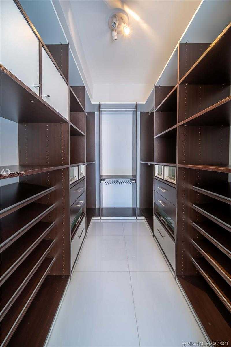 Small Image of 19900 EAST COUNTRY CLUB DR #205, Aventura Number 15