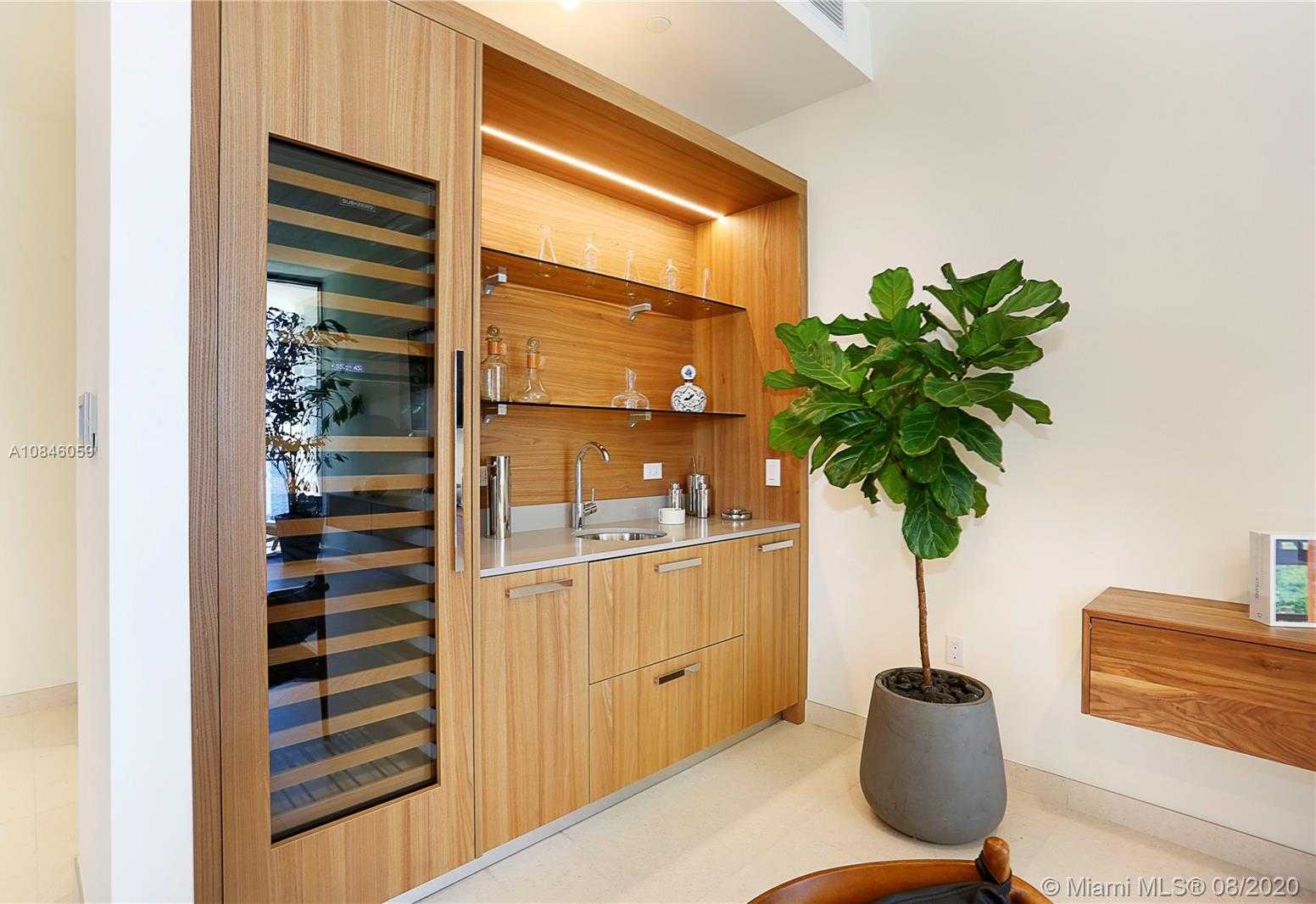 Small Image of 3581 EAST GLENCOE ST #403, Coconut Grove Number 6