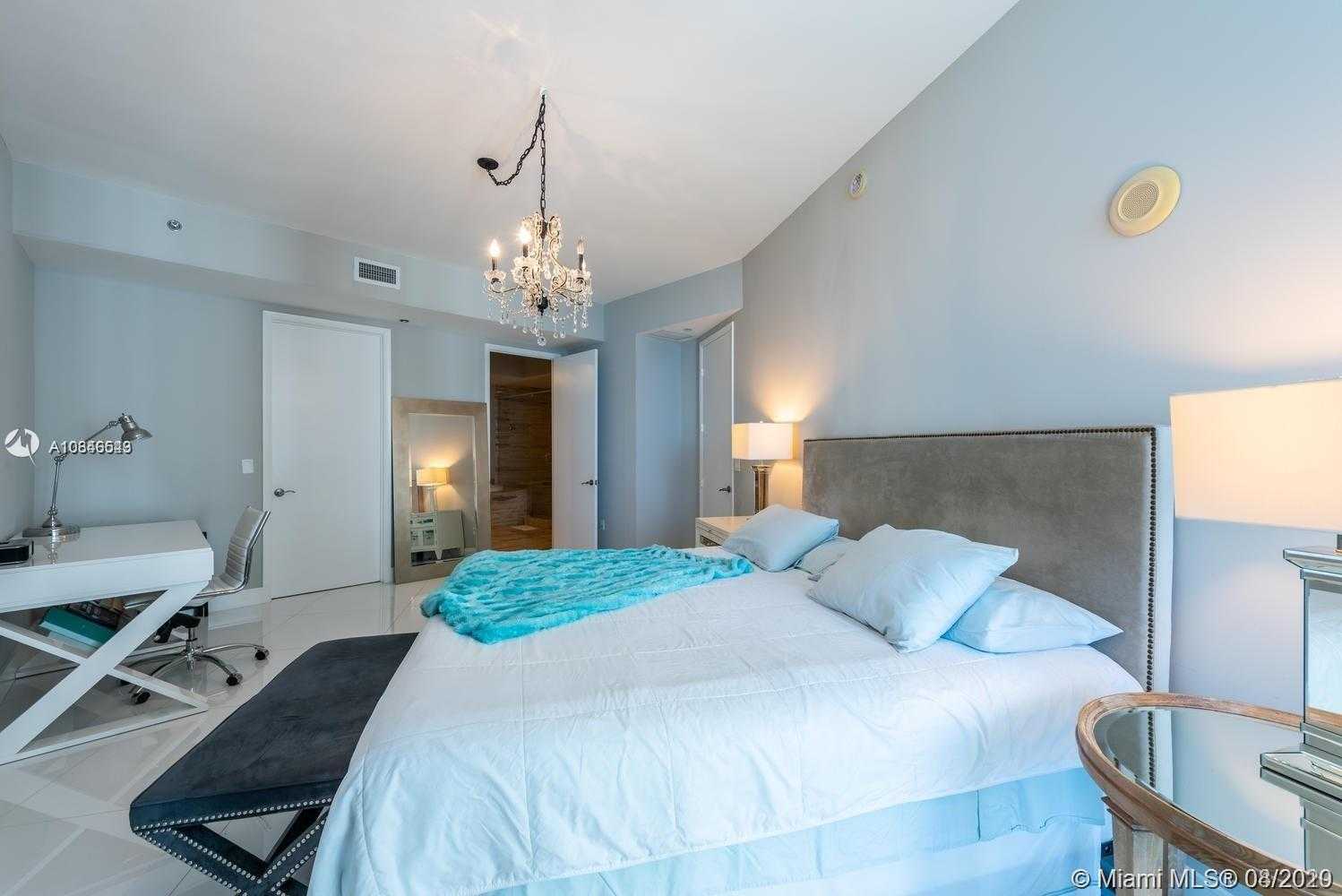 Small Image of 15901 COLLINS AVE #2403, Sunny Isles Beach Number 10