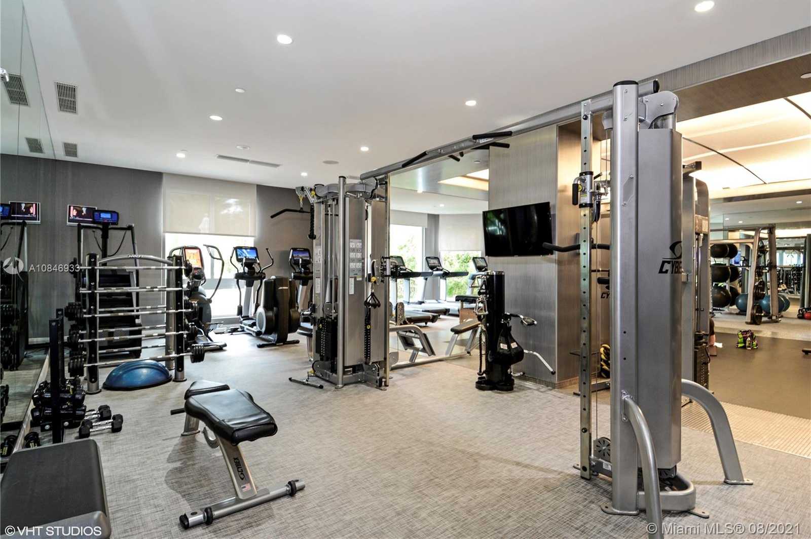 Small Image of 6000 ISLAND BLVD #2703, Aventura Number 25