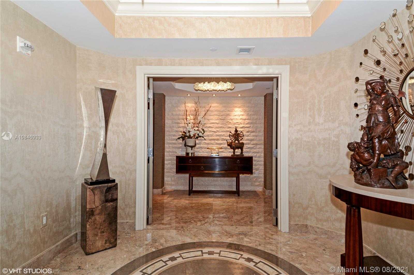 Small Image of 6000 ISLAND BLVD #2703, Aventura Number 3