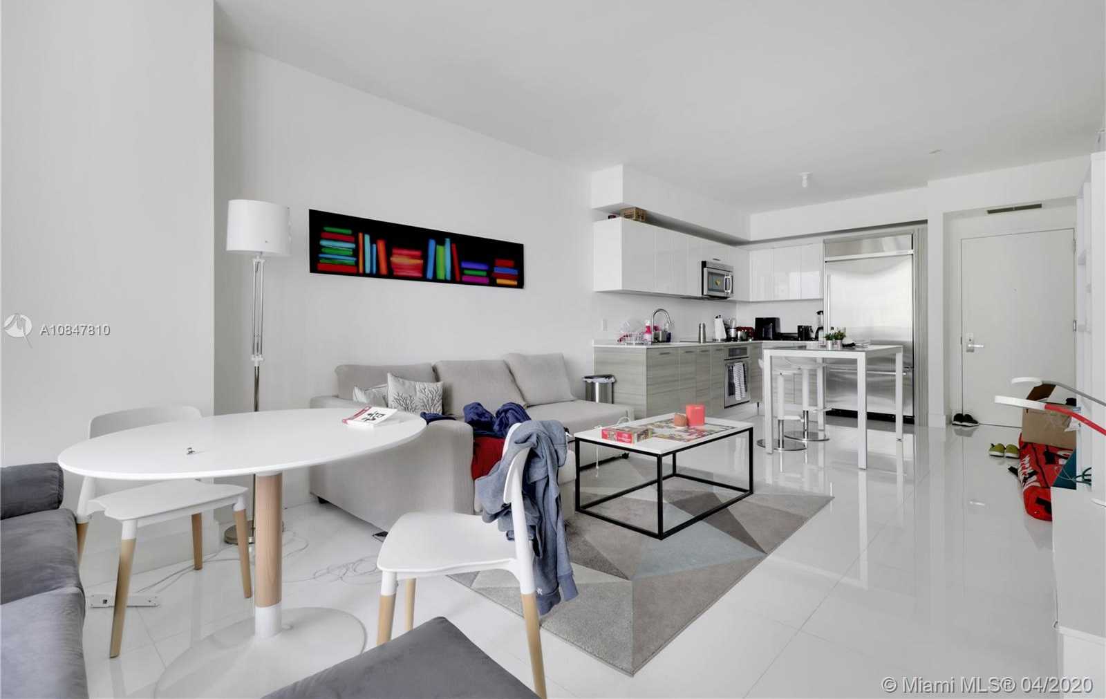 Small Image of 1300 BRICKELL BAY DR #1605, Miami Number 13