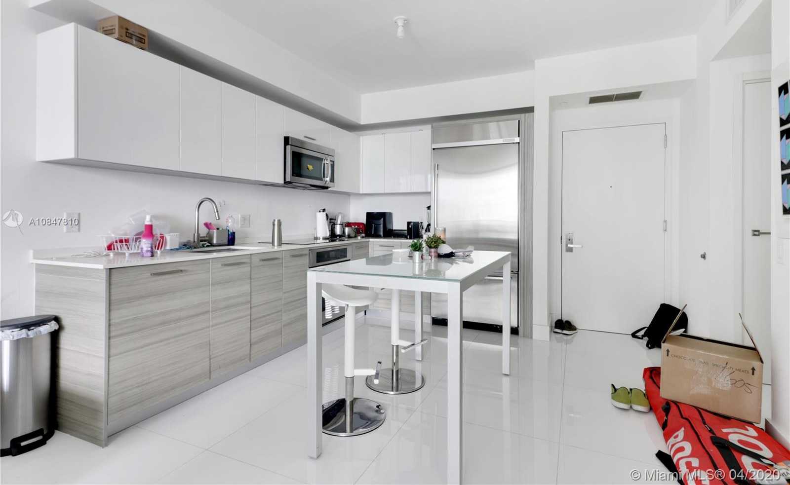 Small Image of 1300 BRICKELL BAY DR #1605, Miami Number 15