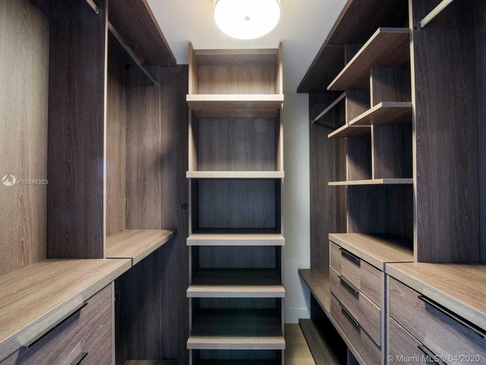 Small Image of 350 OCEAN DR #204N, Key Biscayne Number 14