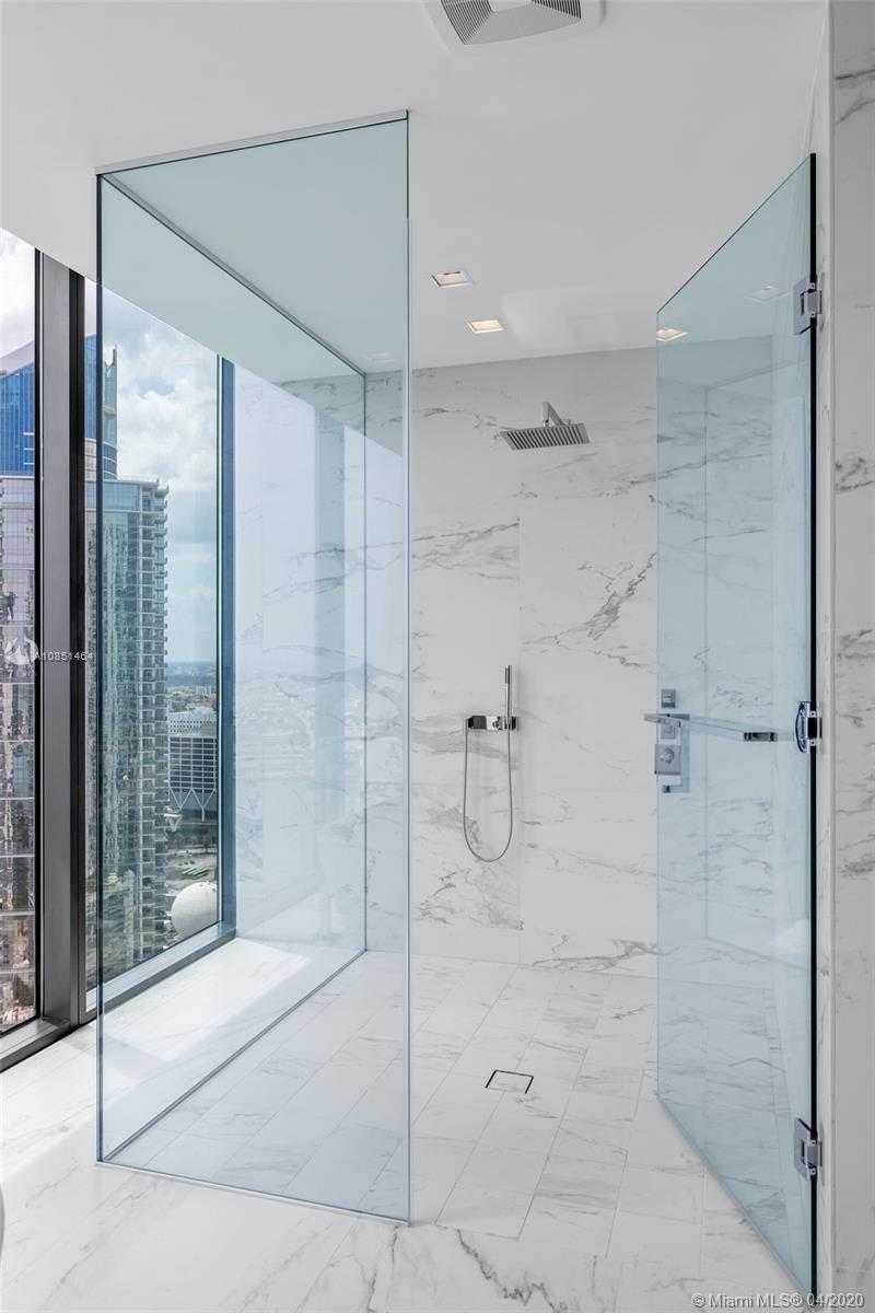 Small Image of 1000 BISCAYNE BLVD #4201, Miami Number 18