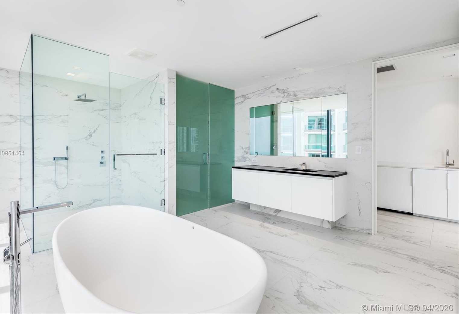 Small Image of 1000 BISCAYNE BLVD #4201, Miami Number 8