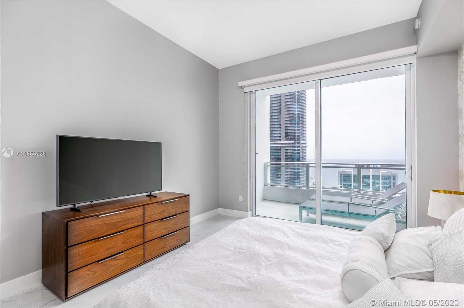 Small Image of 1080 BRICKELL AVE #4204, Miami Number 10