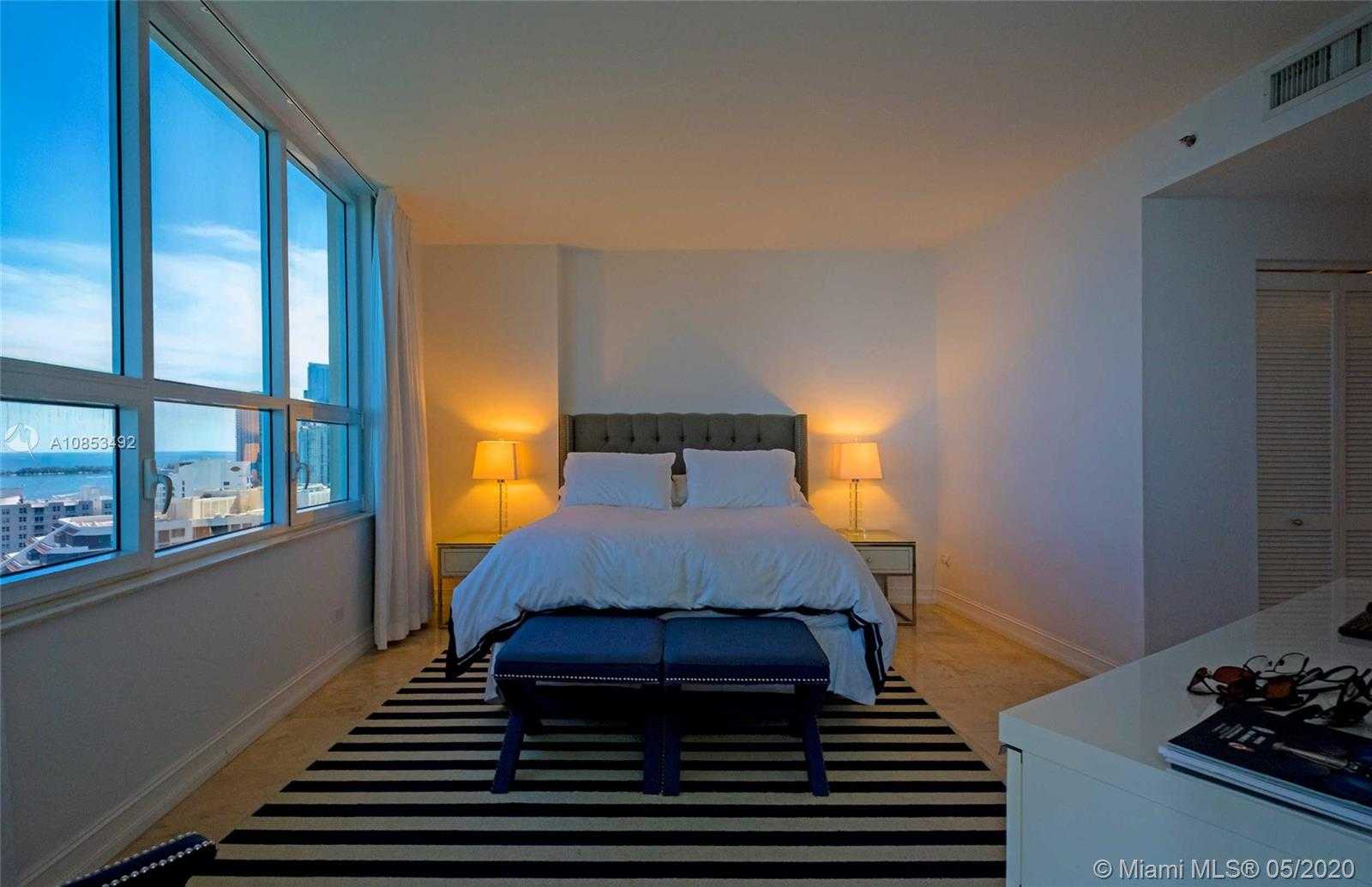 Small Image of 808 BRICKELL KEY DR #2706, Miami Number 11