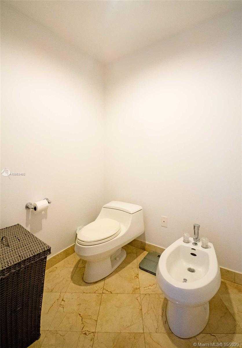 Small Image of 808 BRICKELL KEY DR #2706, Miami Number 16