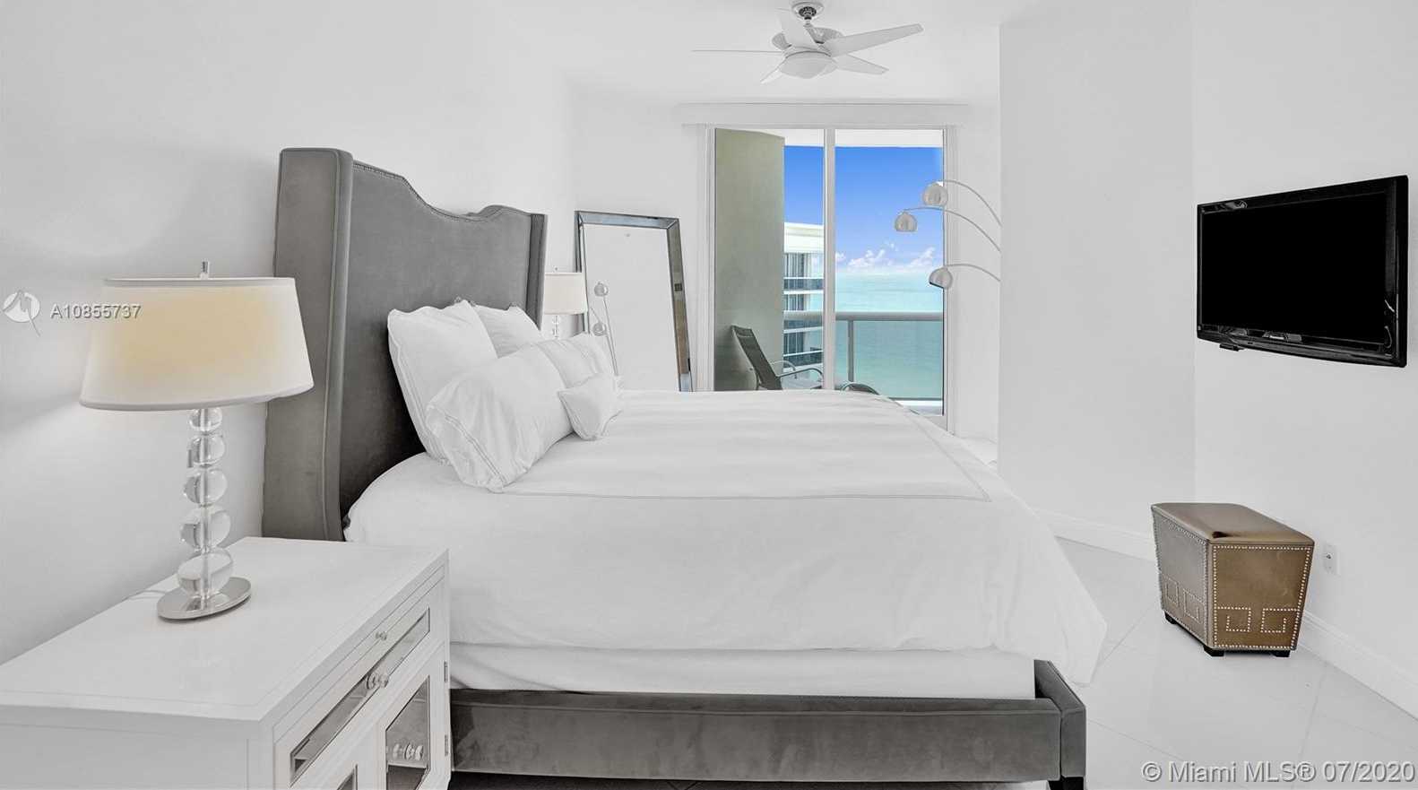Small Image of 9559 COLLINS AVE #PH-D, Surfside Number 22