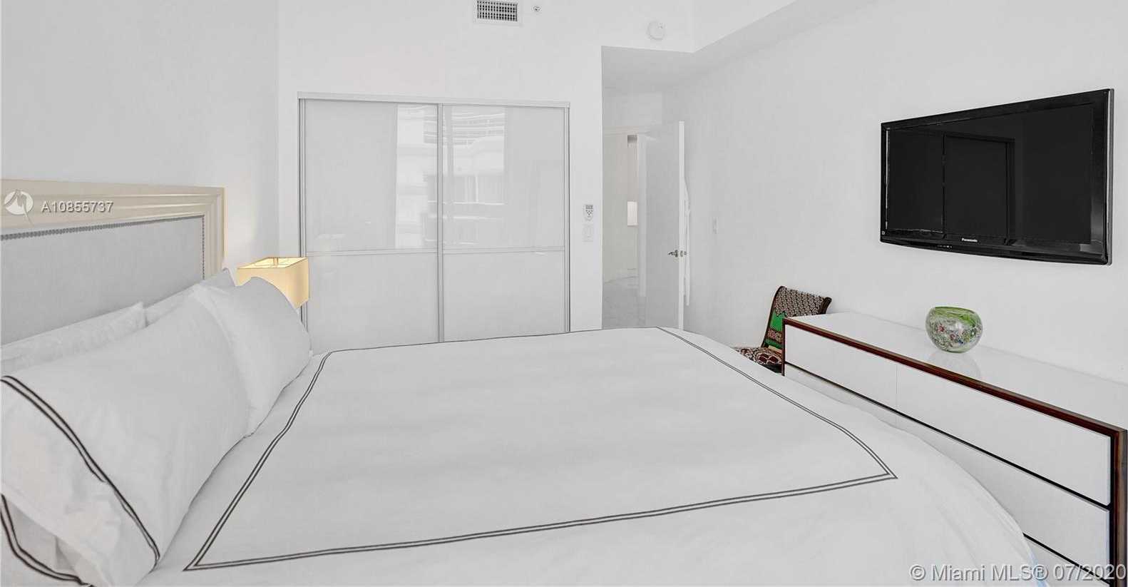 Small Image of 9559 COLLINS AVE #PH-D, Surfside Number 36