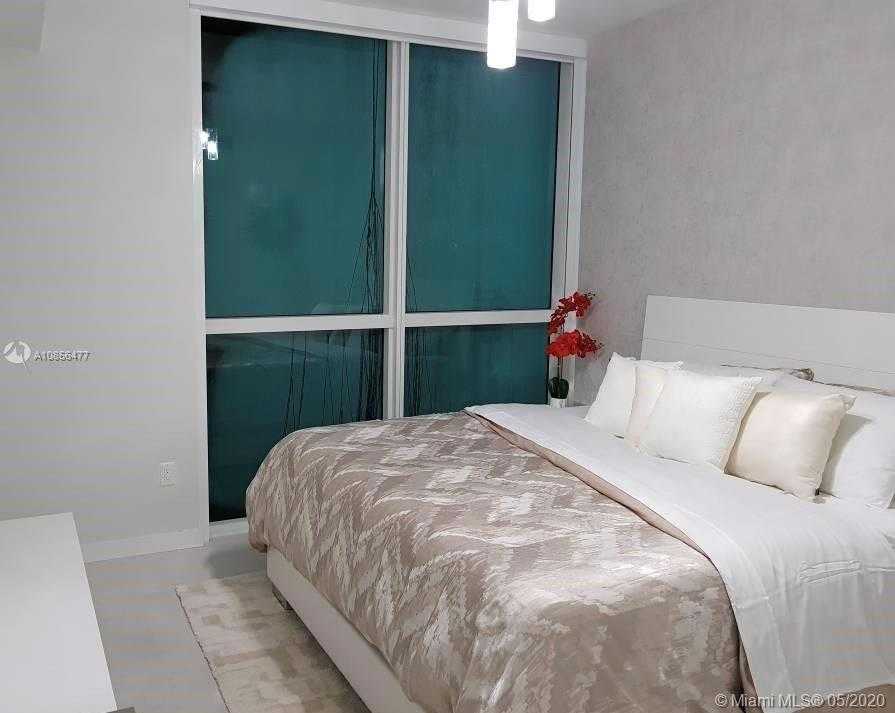 Small Image of 1080 BRICKELL AVE #3607, Miami Number 5