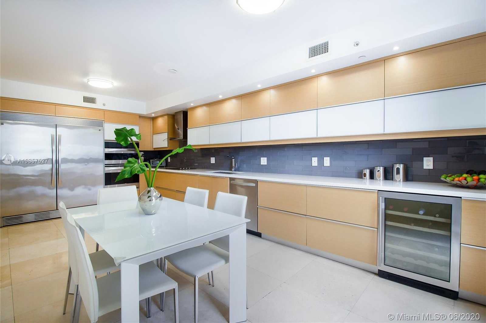 Small Image of 765 CRANDON BLVD #209, Key Biscayne Number 7