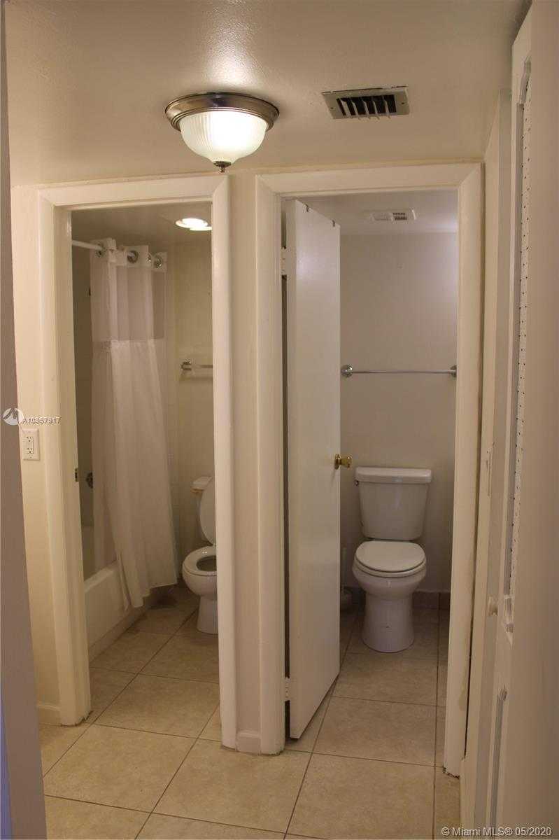 Small Image of 20500 WEST COUNTRY CLUB DR #703, Aventura Number 15