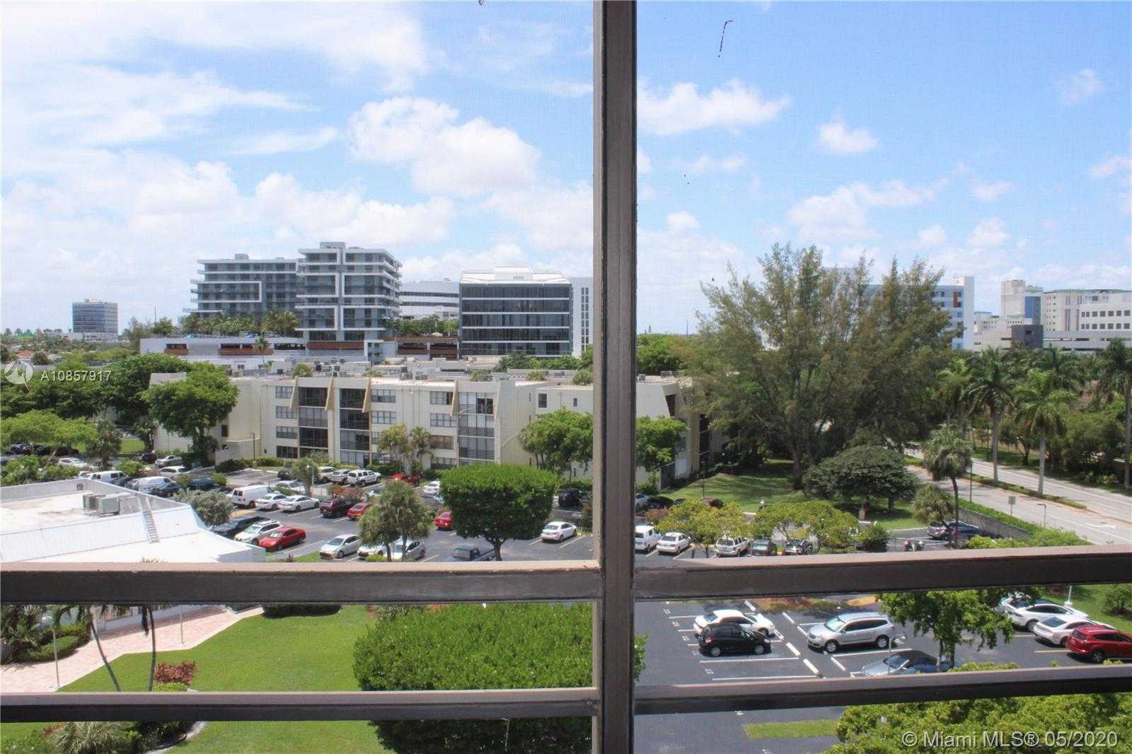 Small Image of 20500 WEST COUNTRY CLUB DR #703, Aventura Number 18