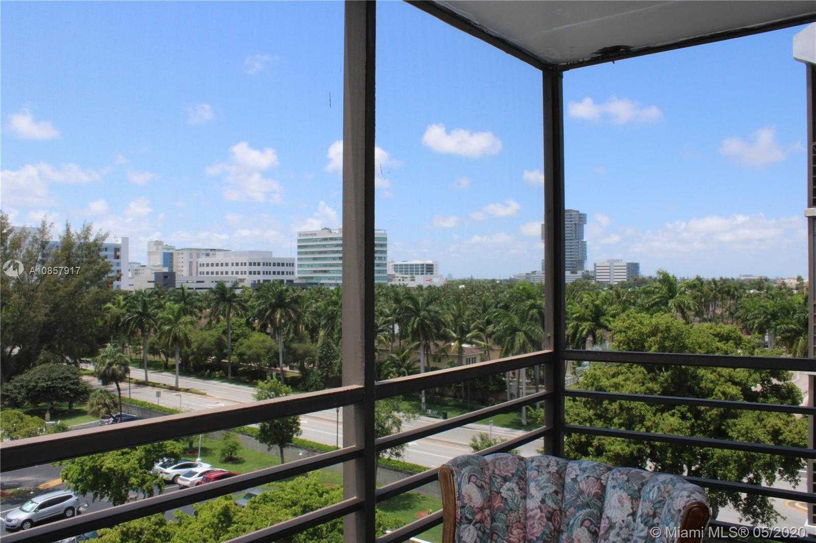 Small Image of 20500 WEST COUNTRY CLUB DR #703, Aventura Number 21