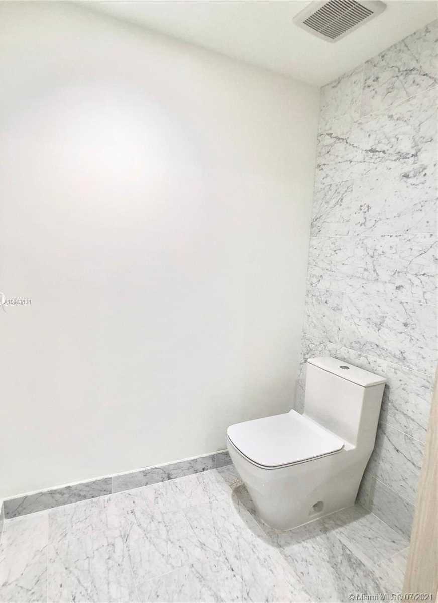 Small Object Image