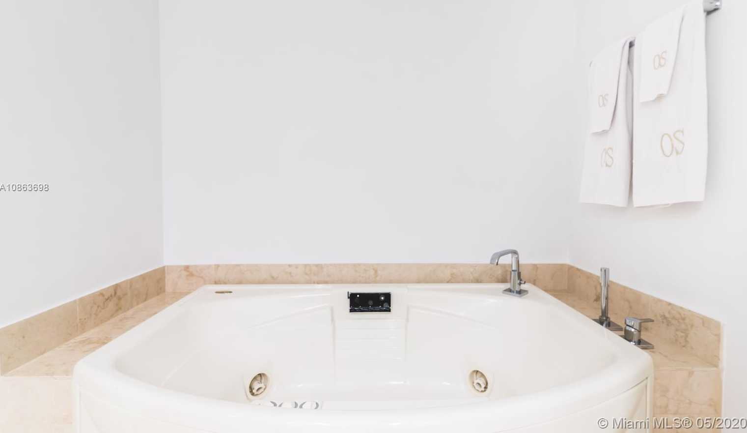 Small Image of 765 CRANDON BLVD #109, Key Biscayne Number 10