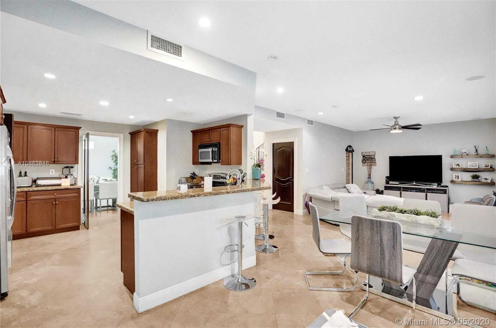 Small Image of 11104 SOUTH WEST 79TH PATH, Miami Number 12