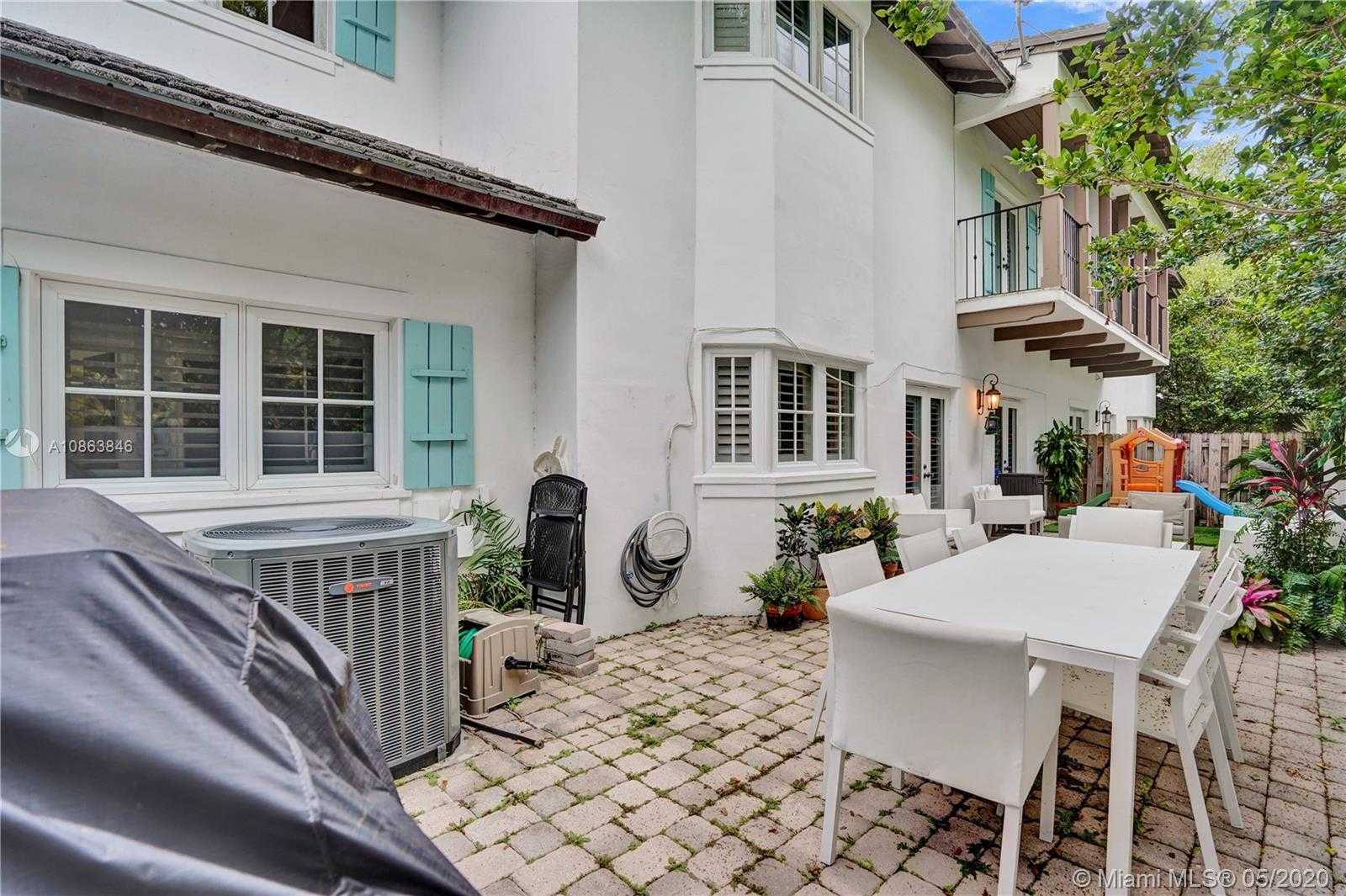 Small Image of 11104 SOUTH WEST 79TH PATH, Miami Number 17