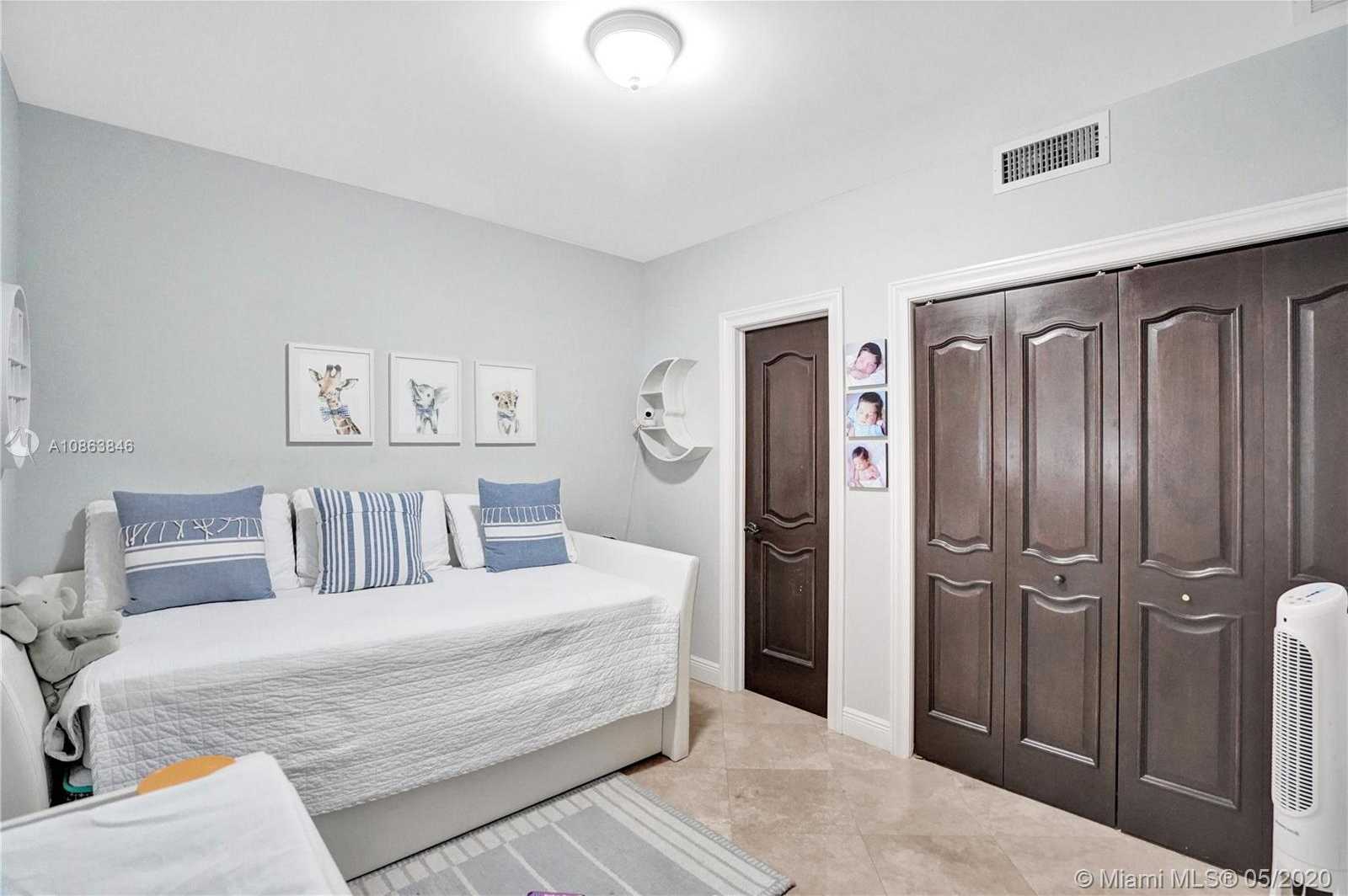 Small Image of 11104 SOUTH WEST 79TH PATH, Miami Number 21