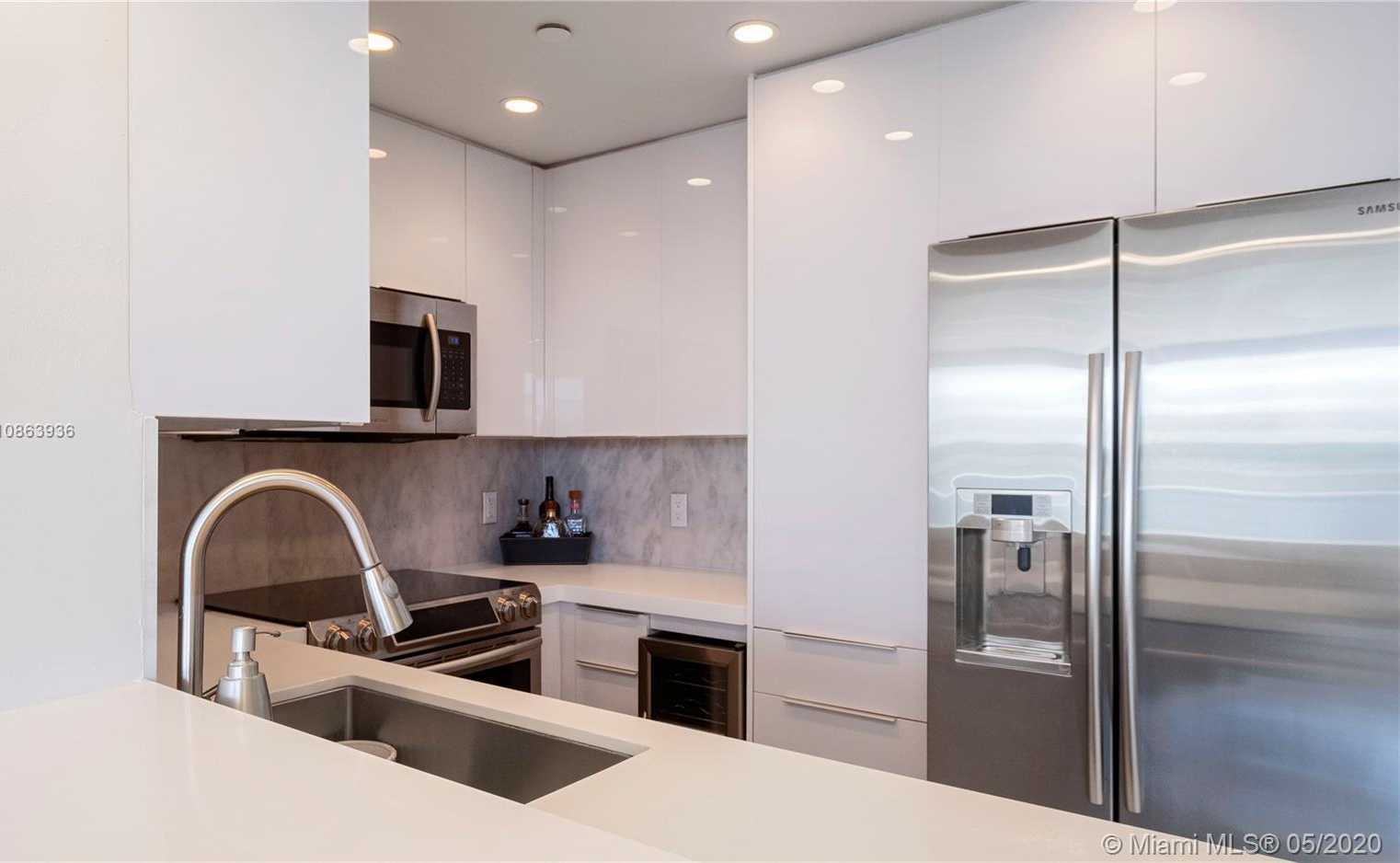 Small Image of 1200 WEST AVE #415, Miami Beach Number 10