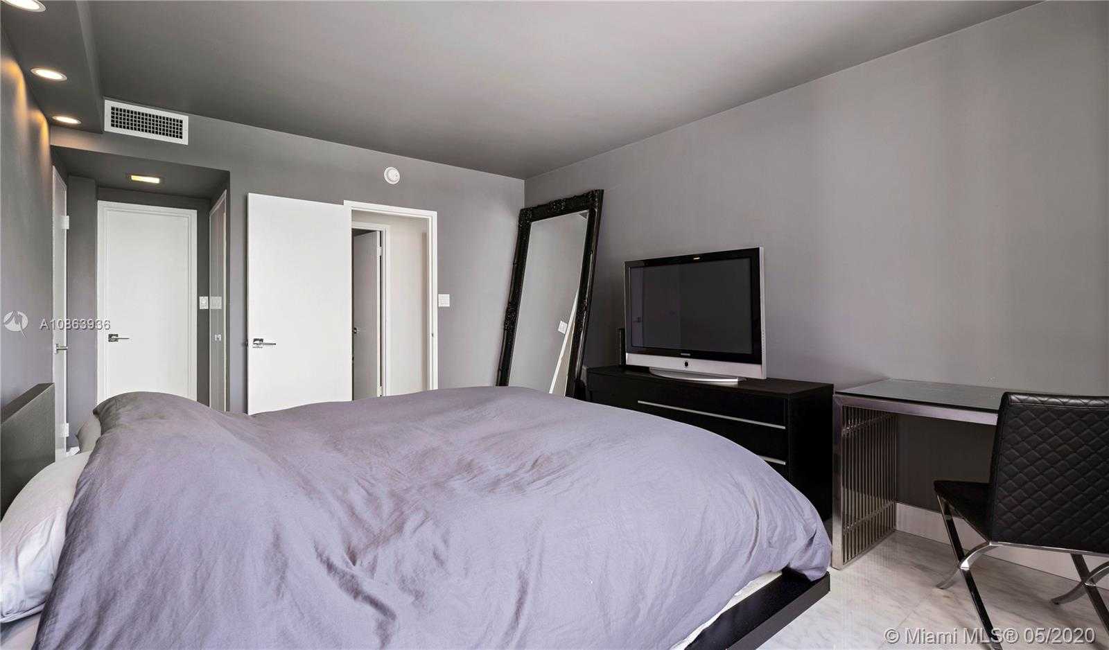 Small Image of 1200 WEST AVE #415, Miami Beach Number 15
