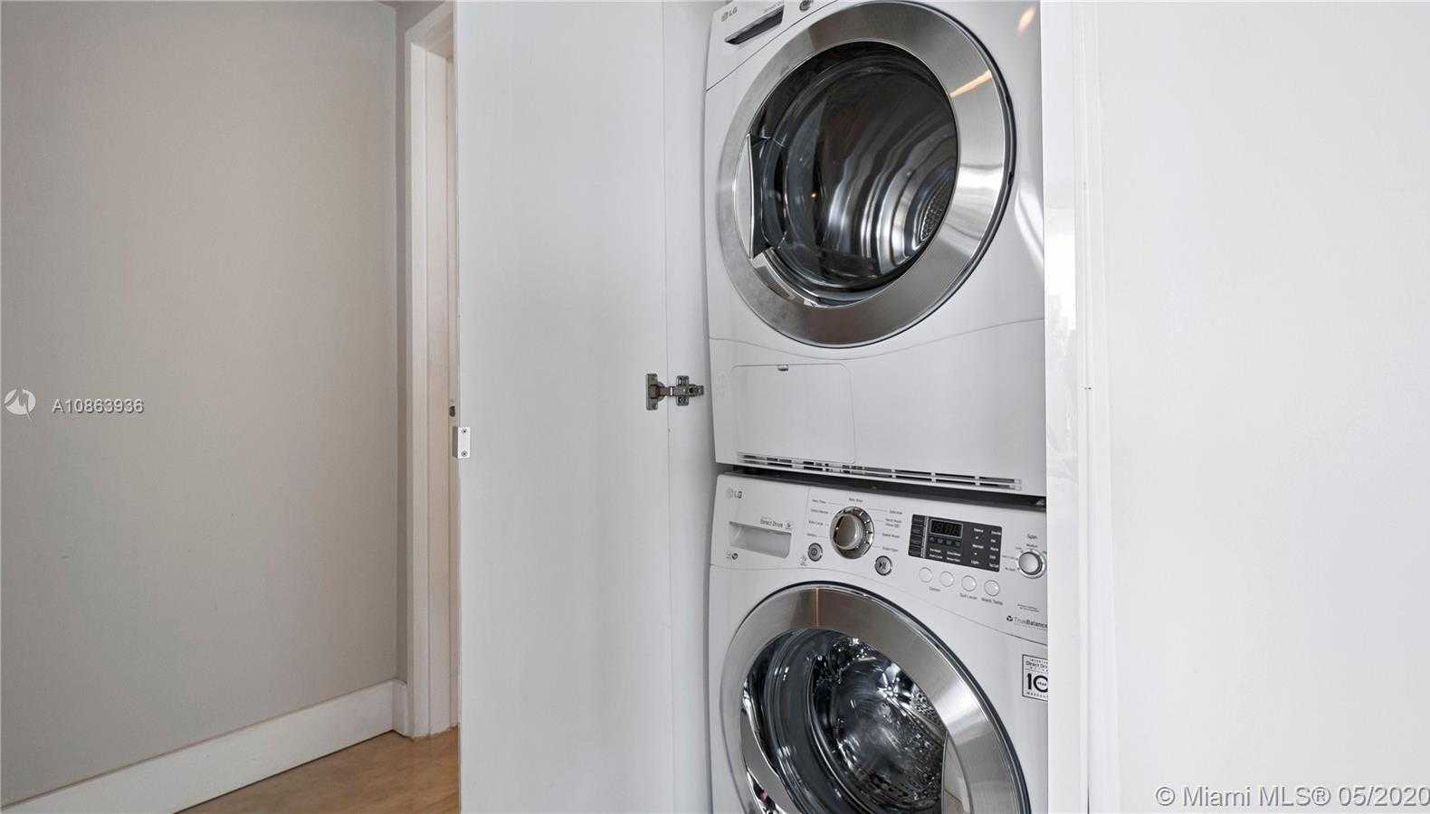 Small Image of 1200 WEST AVE #415, Miami Beach Number 17