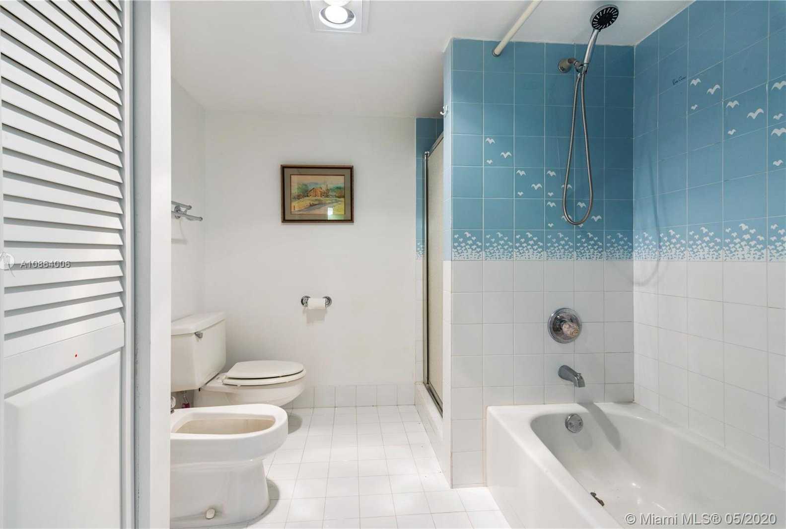Small Image of 6061 Collins Ave, Miami Beach, FL 33140, USA Number 10