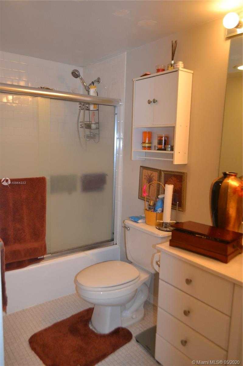 Small Image of 19380 COLLINS AVE #825, Sunny Isles Beach Number 10