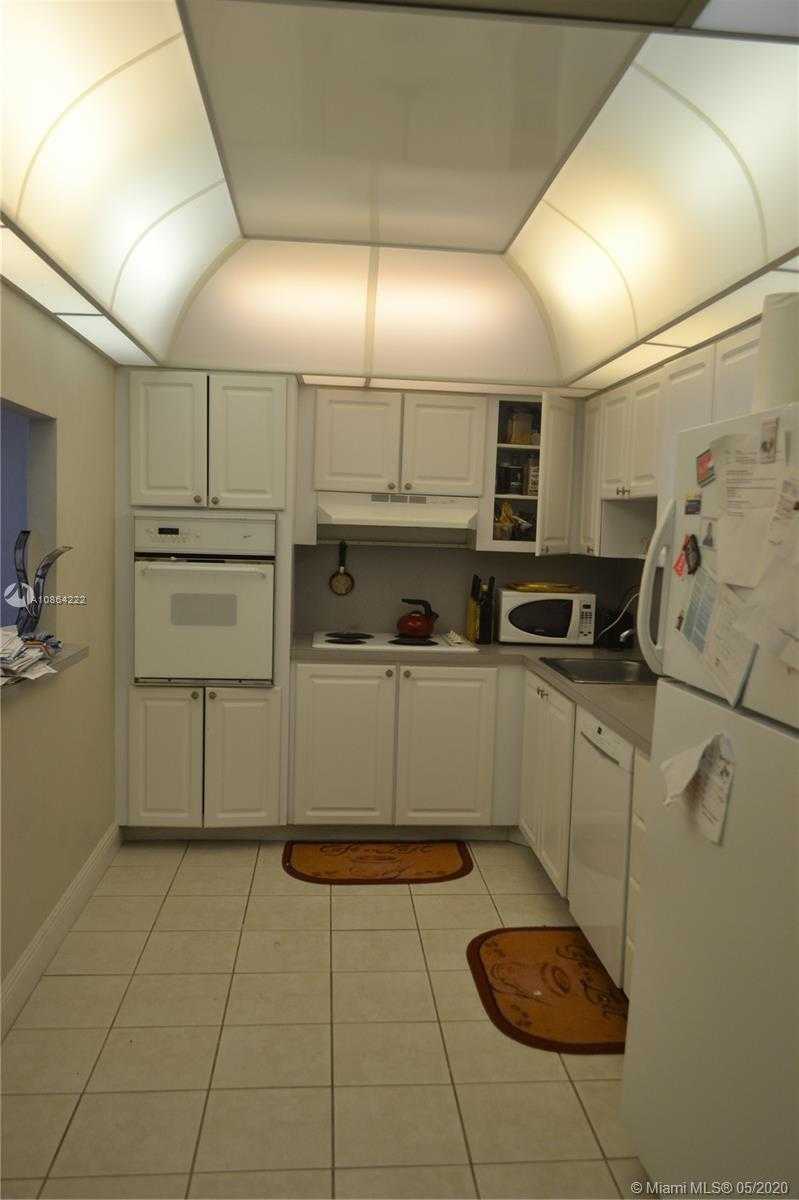 Small Image of 19380 COLLINS AVE #825, Sunny Isles Beach Number 7
