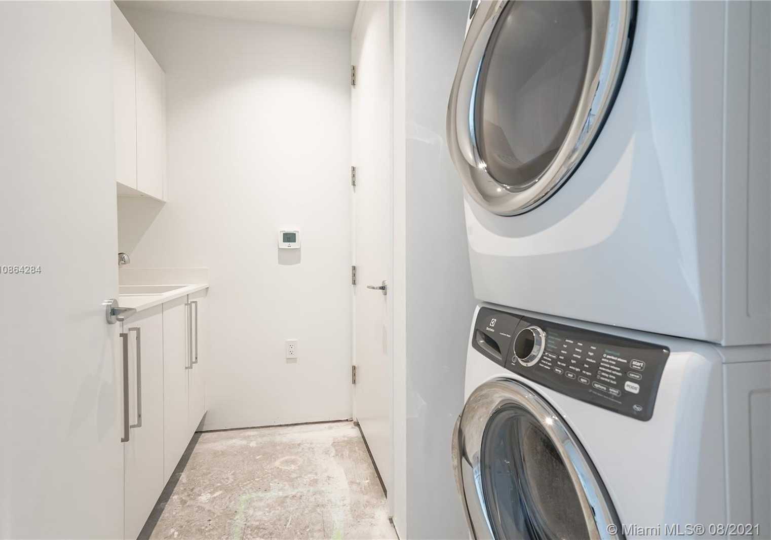 Small Image of 15701 COLLINS #2203, Sunny Isles Beach Number 11