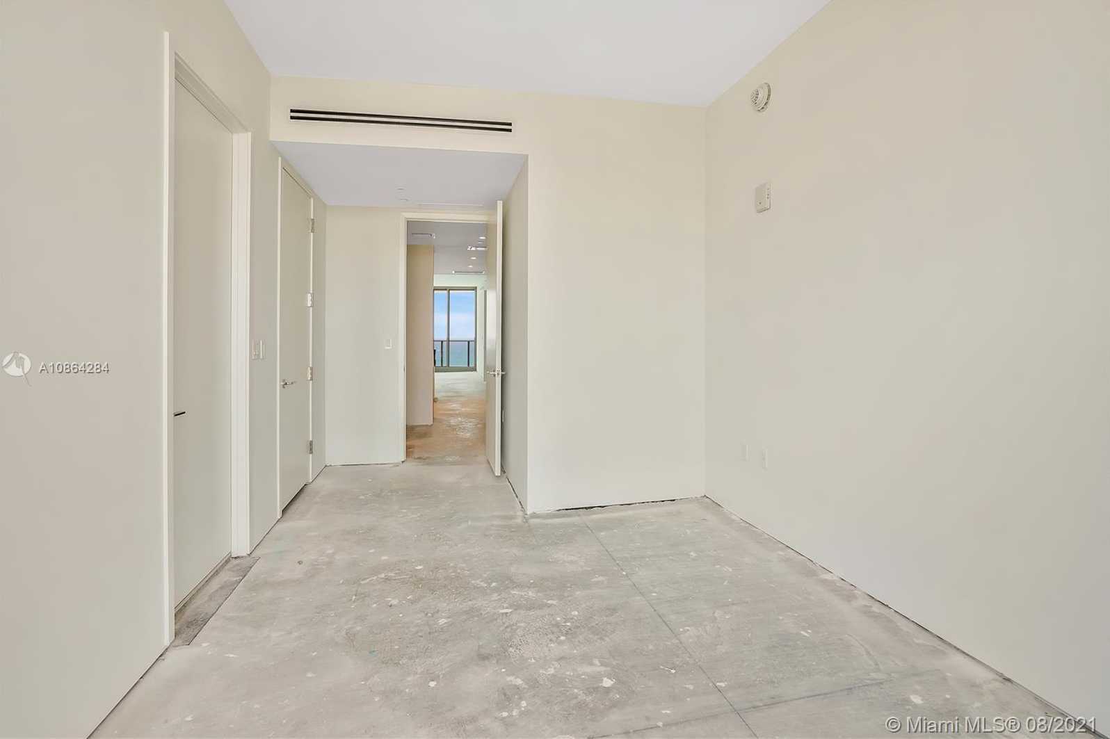 Small Image of 15701 COLLINS #2203, Sunny Isles Beach Number 15