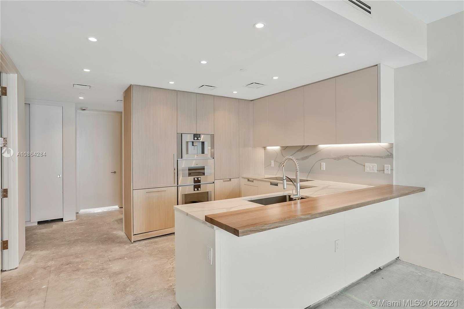 Small Image of 15701 COLLINS #2203, Sunny Isles Beach Number 5