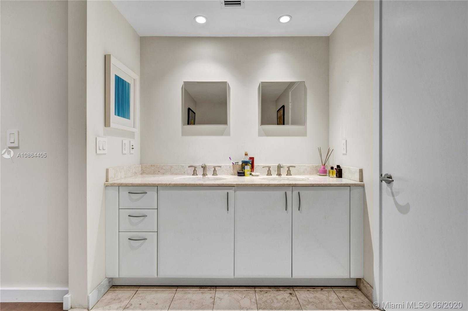 Small Image of 1331 BRICKELL BAY DR #1607, Miami Number 18