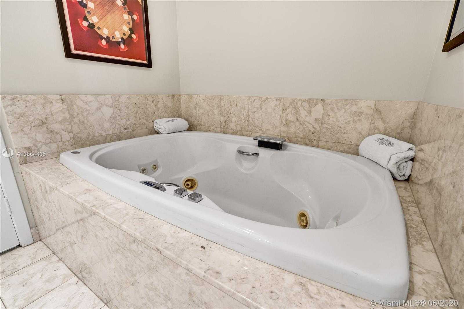 Small Image of 1331 BRICKELL BAY DR #1607, Miami Number 26