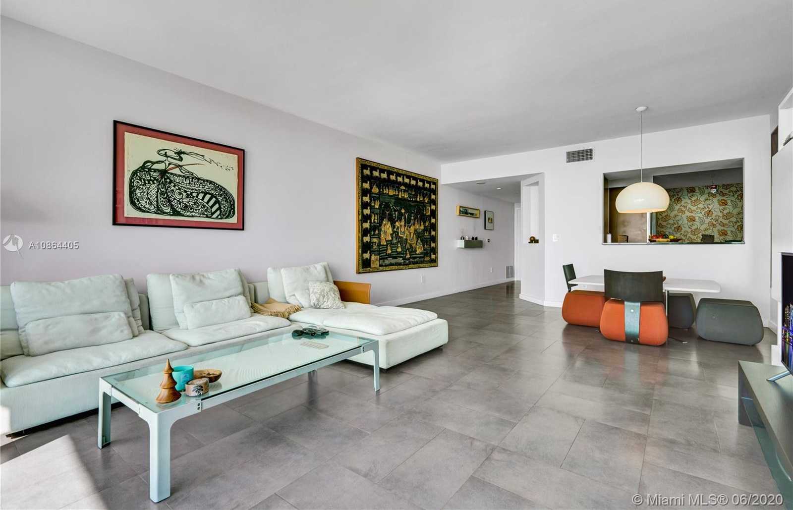 Small Image of 1331 BRICKELL BAY DR #1607, Miami Number 5
