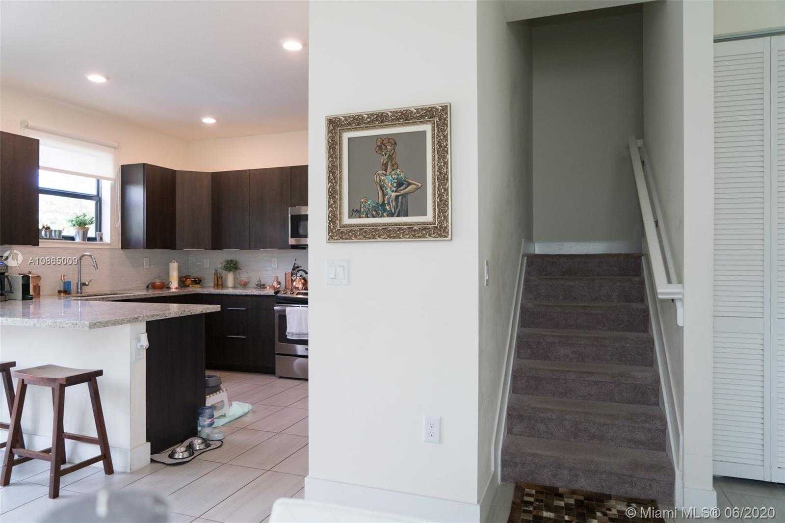 Small Image of 8839 NORTH WEST 103RD PL, Doral Number 10