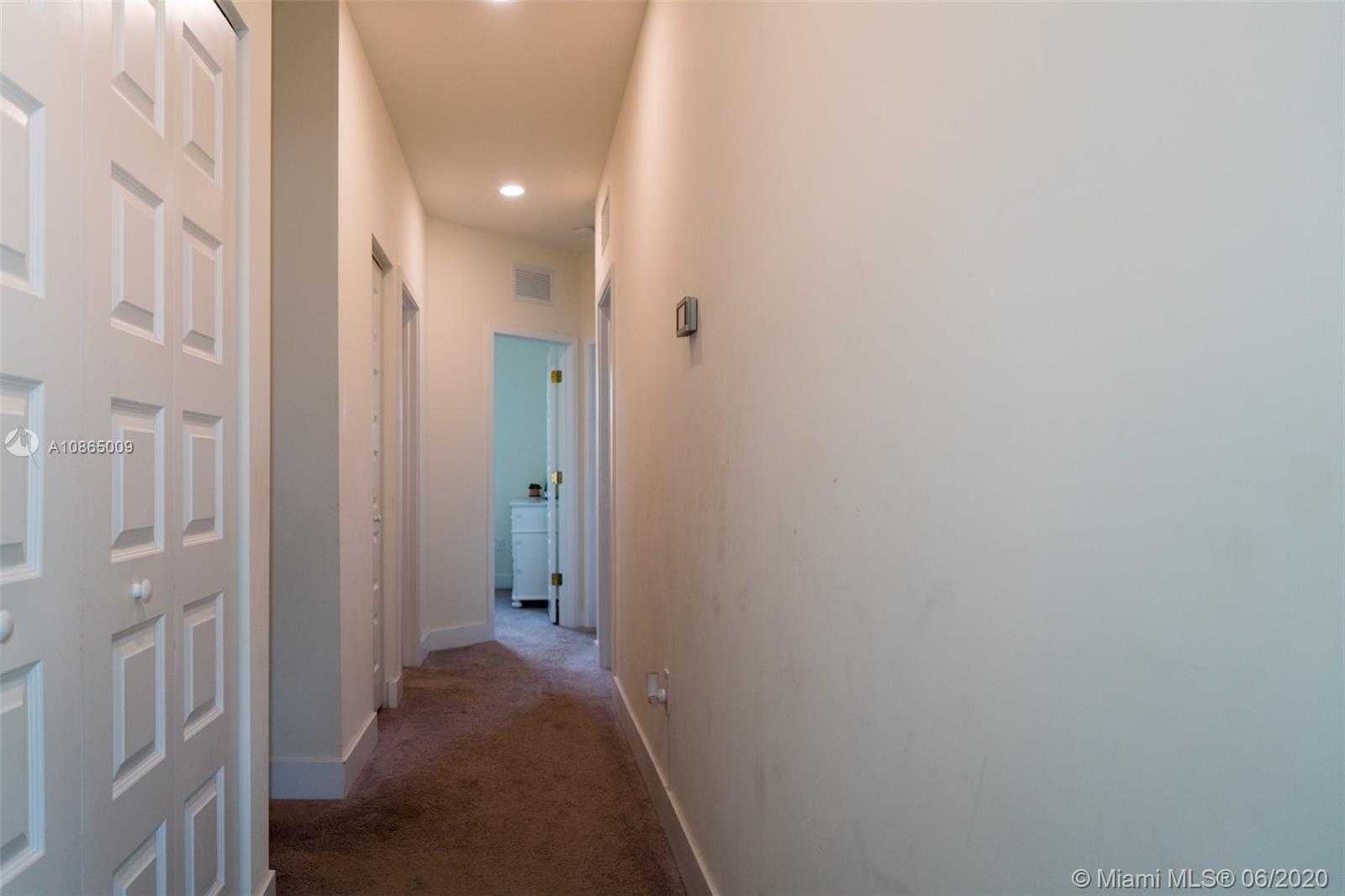 Small Image of 8839 NORTH WEST 103RD PL, Doral Number 21