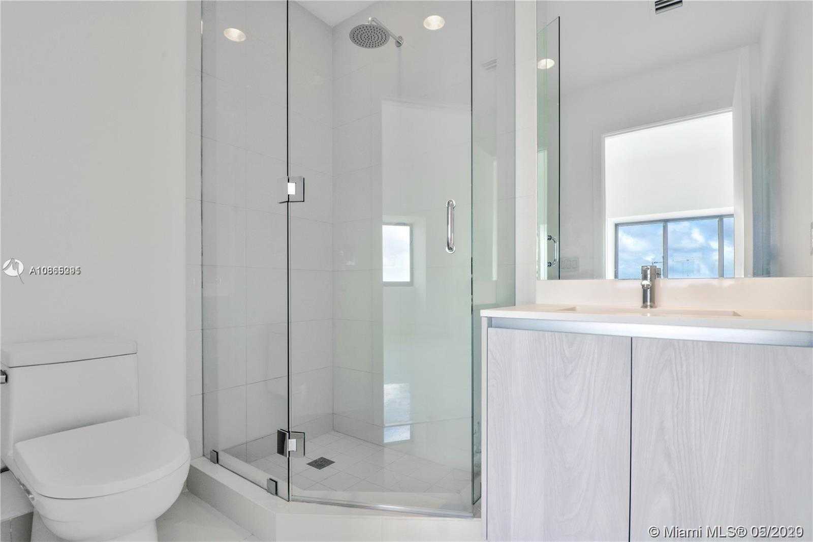 Small Image of 480 NORTH EAST 31 ST #3203, Miami Number 13