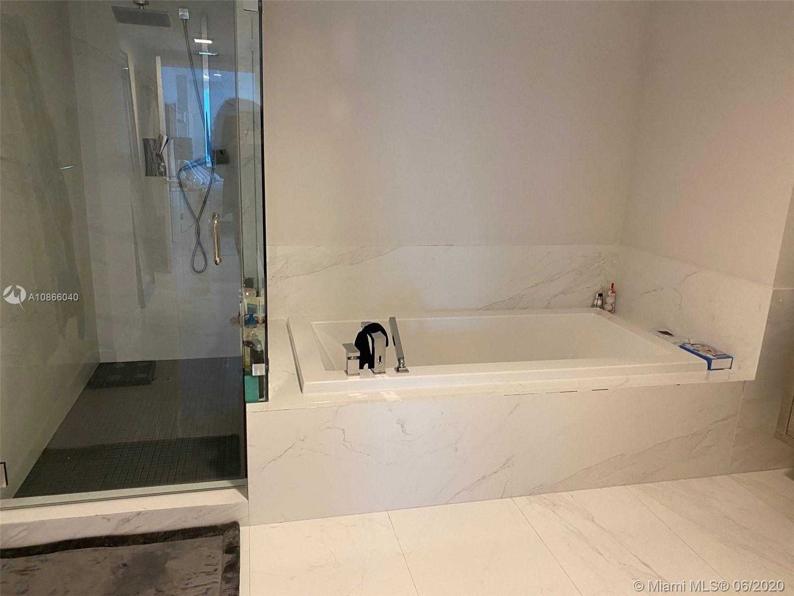 Small Image of 400 SUNNY ISLES BLVD #1618, Sunny Isles Beach Number 11