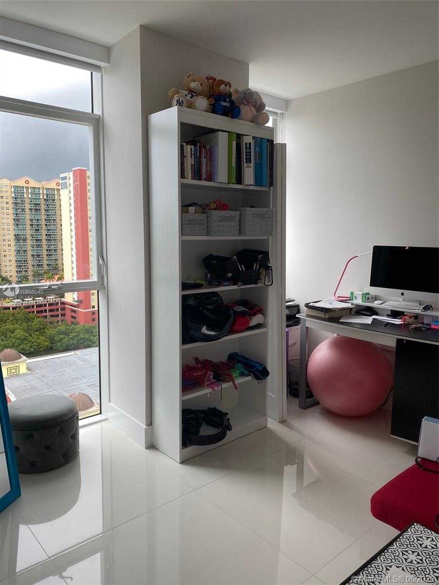 Small Image of 400 SUNNY ISLES BLVD #1618, Sunny Isles Beach Number 9